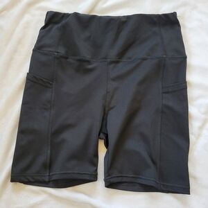 Unbranded black bike shorts L